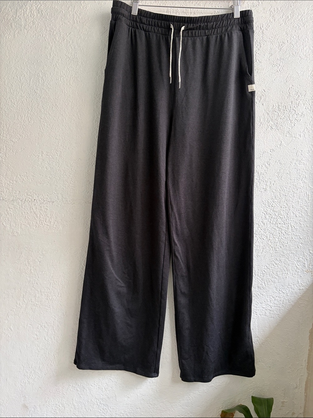 Vuori Black Wide-Leg Drawstring Pants